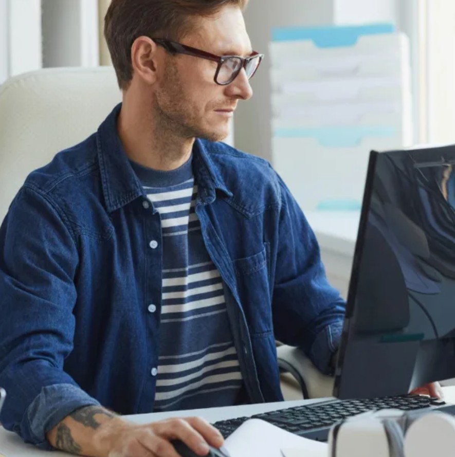 Jane Doe — Руководитель направления Live